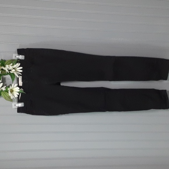 Universal Thread Mid Rise Curvy Skinny Jeans - Picture 2 of 13